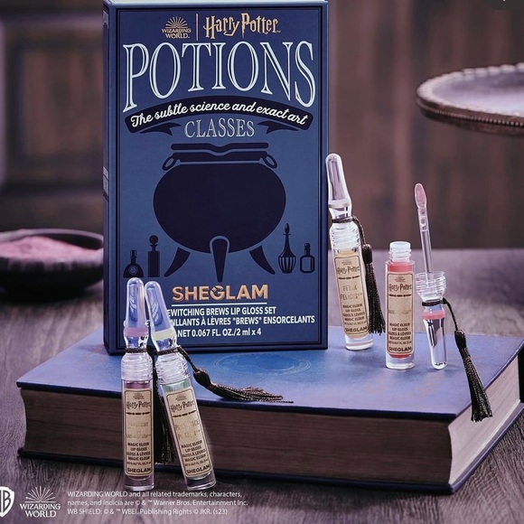 Harry Potter Full Set by SheGlam - Picture 2 of 7